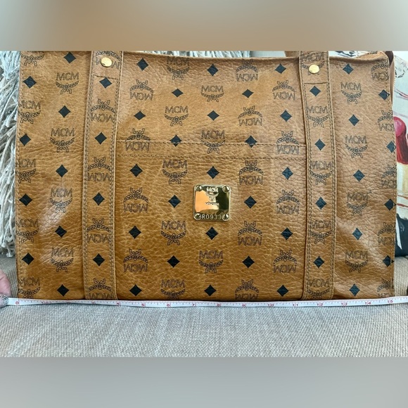 ⭐️COA⭐️ MCM VISETOS SHOPPER TOTE~MADE IN GERMANY~ ⚡️BEAUTIFUL VINTAGE BAG⚡️ - Picture 12 of 16